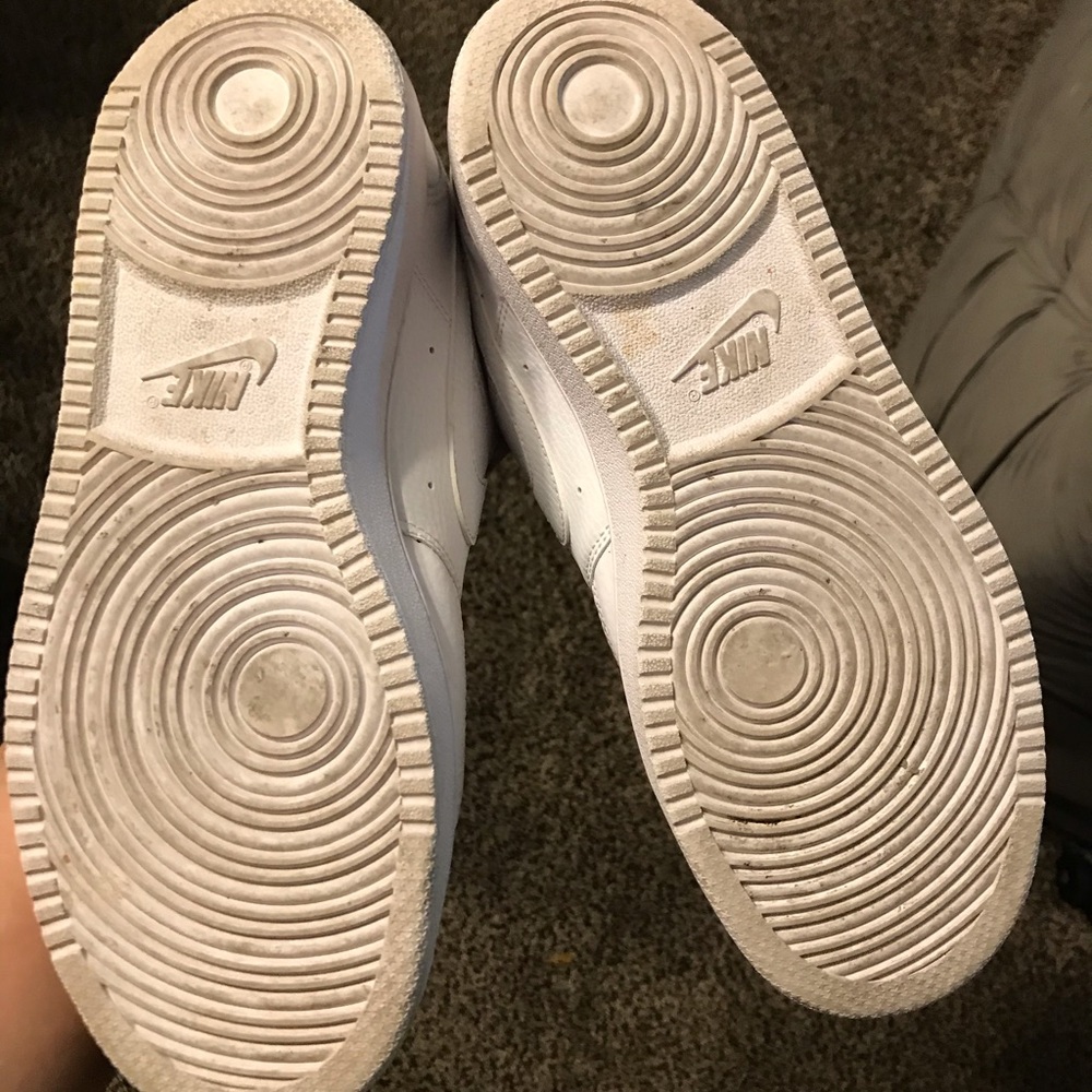 Nike - Picture 6 of 6